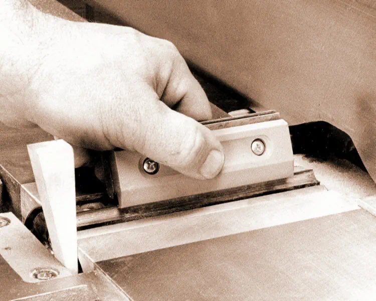 Touching up Jointer knife